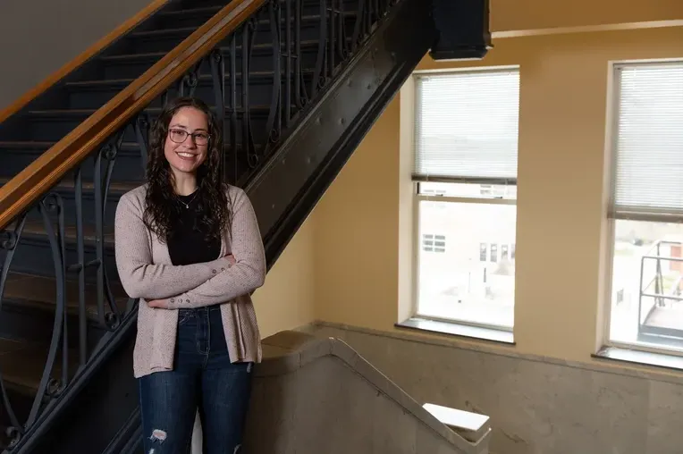 Student in Plumb Hall